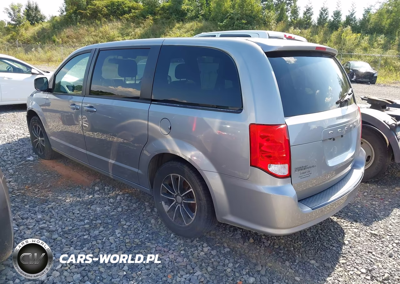 2018 Dodge Grand Caravan Se Plus VIN:2C4RDGBG7JR244587 - 3