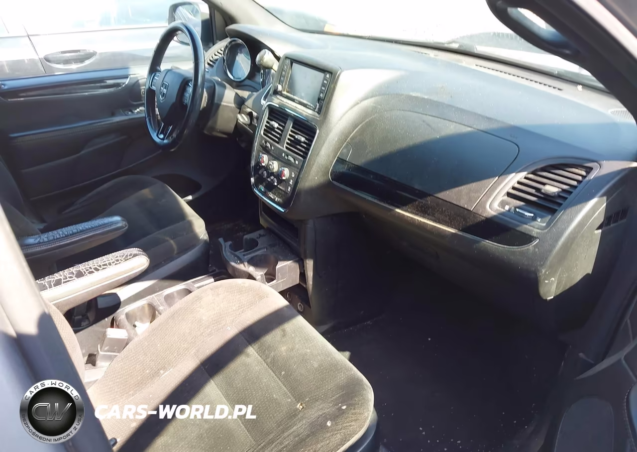 2018 Dodge Grand Caravan Se Plus VIN:2C4RDGBG7JR244587 - 5