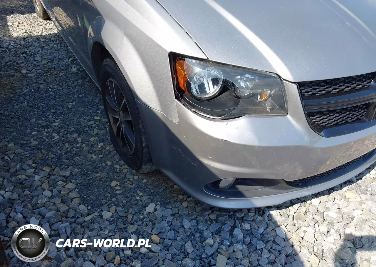 2018 Dodge Grand Caravan Se Plus VIN:2C4RDGBG7JR244587 - 6
