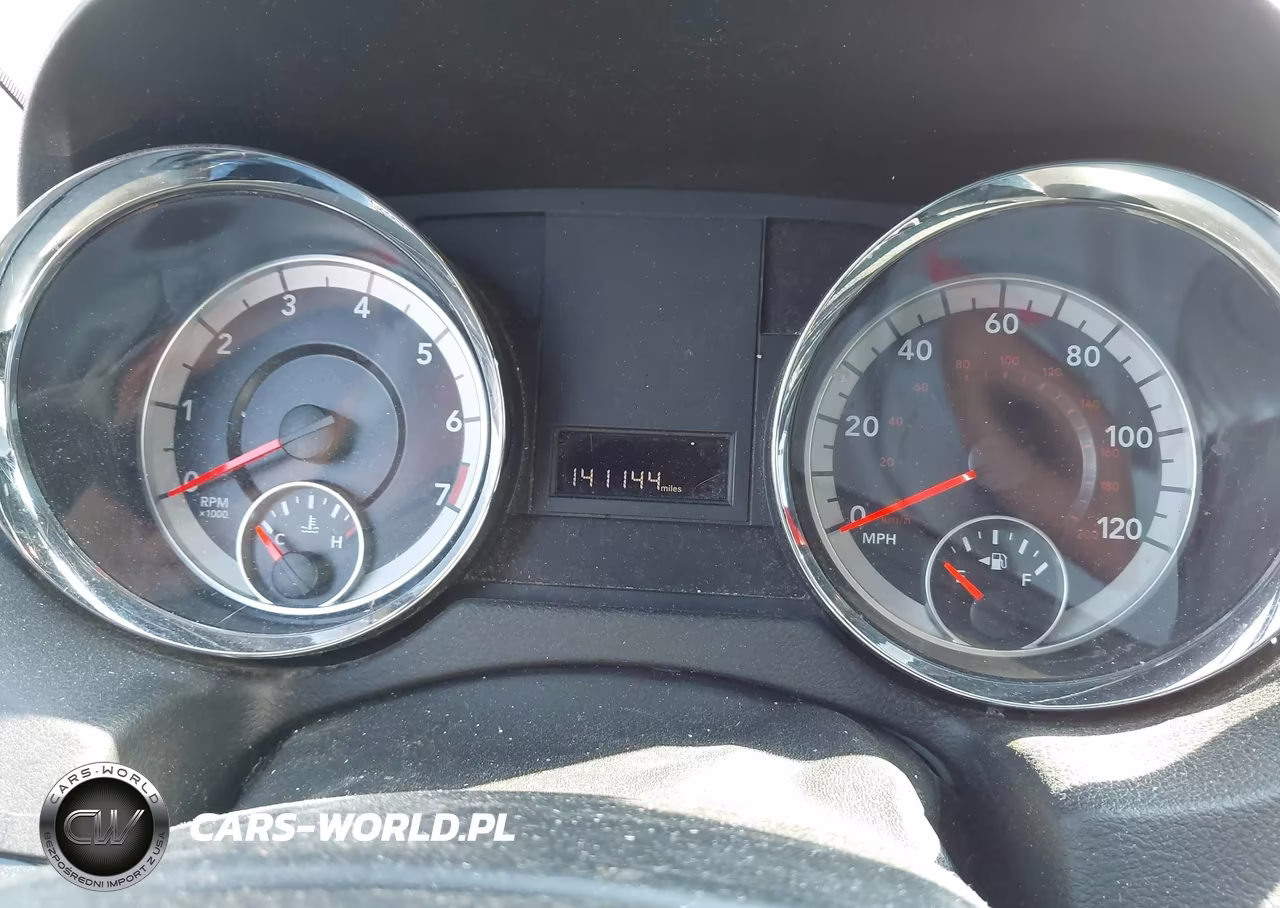 2018 Dodge Grand Caravan Se Plus VIN:2C4RDGBG7JR244587 - 7