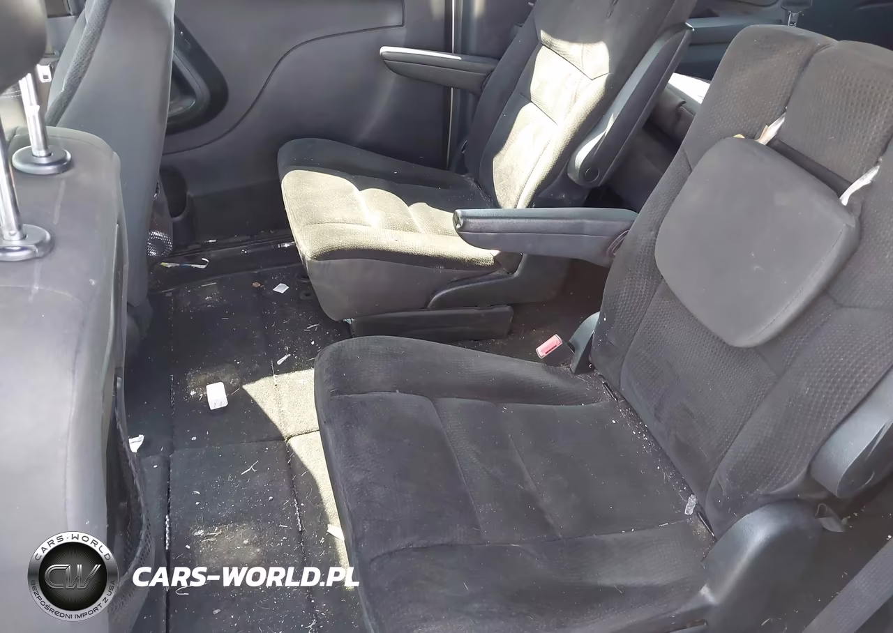 2018 Dodge Grand Caravan Se Plus VIN:2C4RDGBG7JR244587 - 8