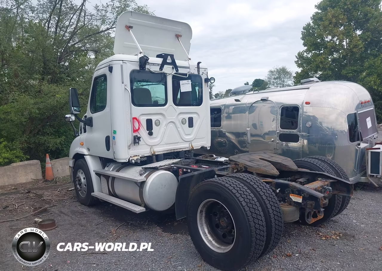 2013 Freightliner Cascadia 113 VIN:1FUBGADV2DLBW3605 - 3