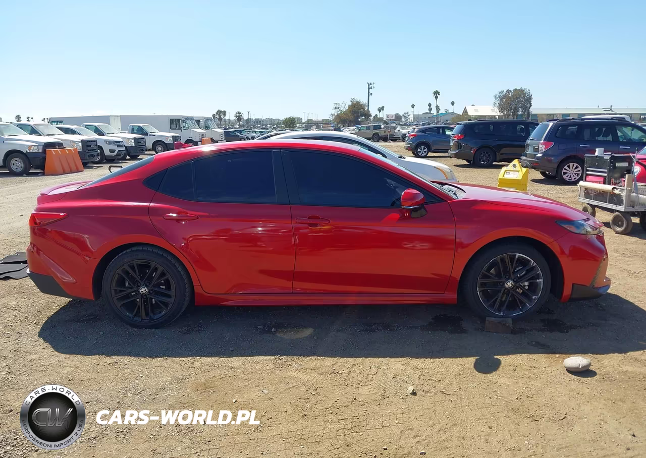 2025 Toyota Camry Se VIN:4T1DAACK9SU012768 - 13