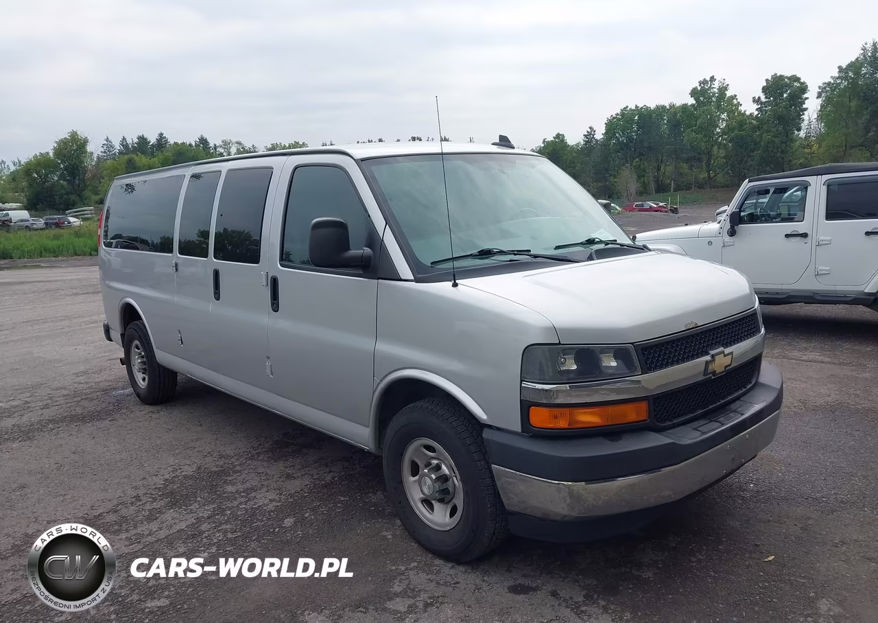 2017 Chevrolet Express 3500 Lt VIN:1GAZGPFF5H1100648 - 1