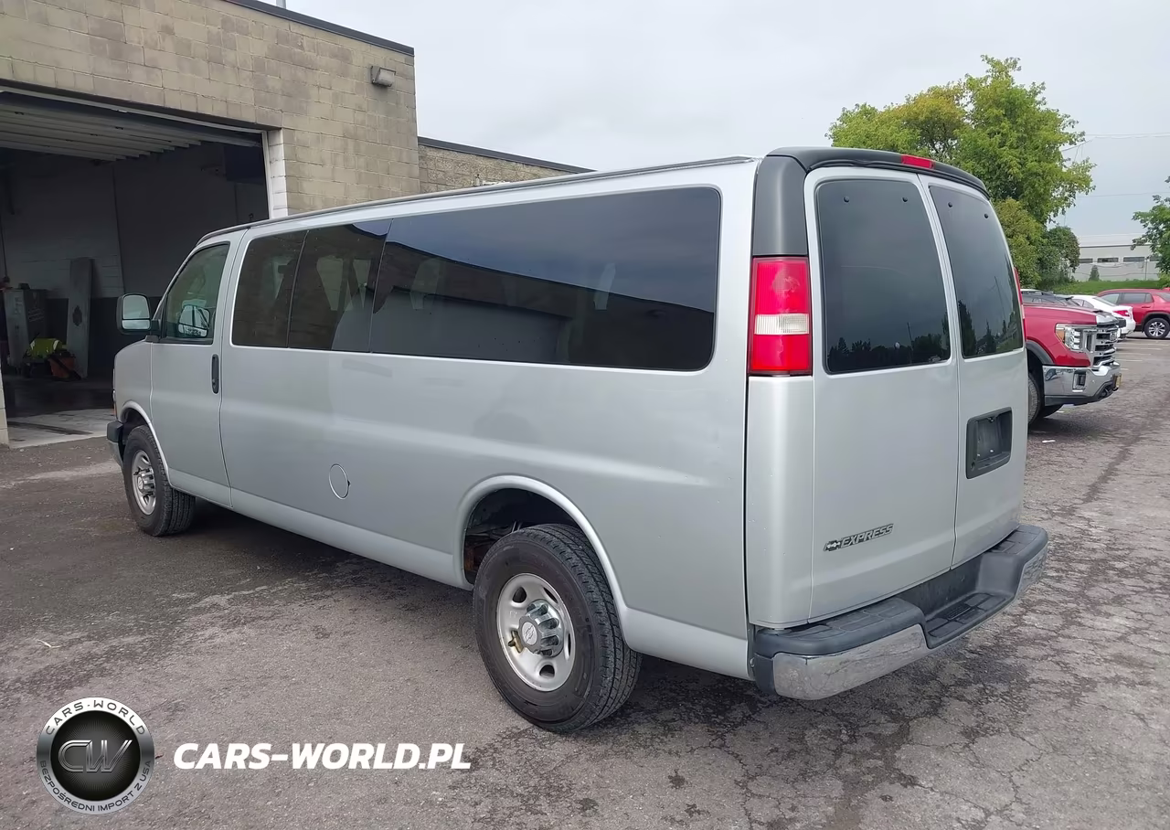 2017 Chevrolet Express 3500 Lt VIN:1GAZGPFF5H1100648 - 3