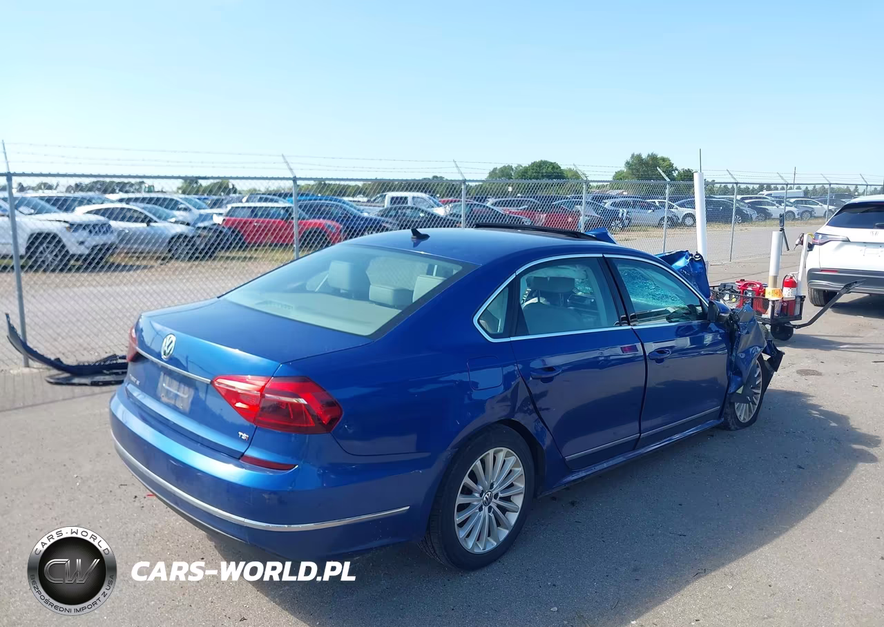 2017 Volkswagen Passat 1.8T Se VIN:1VWBT7A32HC050357 - 4