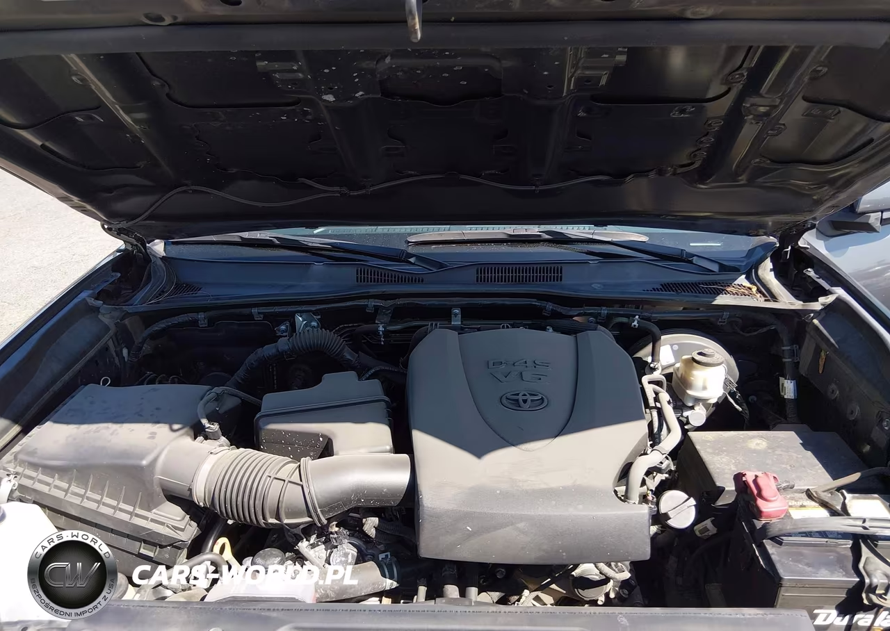 2018 Toyota Tacoma Sr5 V6 VIN:3TMAZ5CN9JM066401 - 10