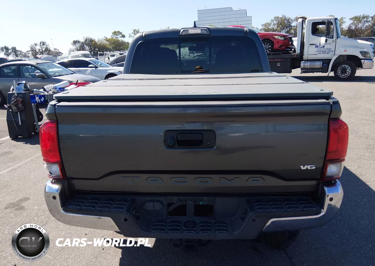 2018 Toyota Tacoma Sr5 V6 VIN:3TMAZ5CN9JM066401 - 16