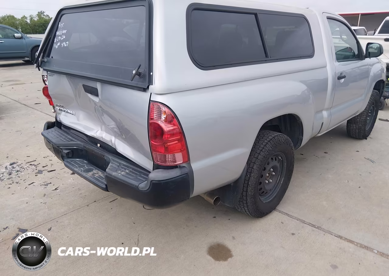 2013 Toyota Tacoma VIN:5TFNX4CN3DX024967 - 4