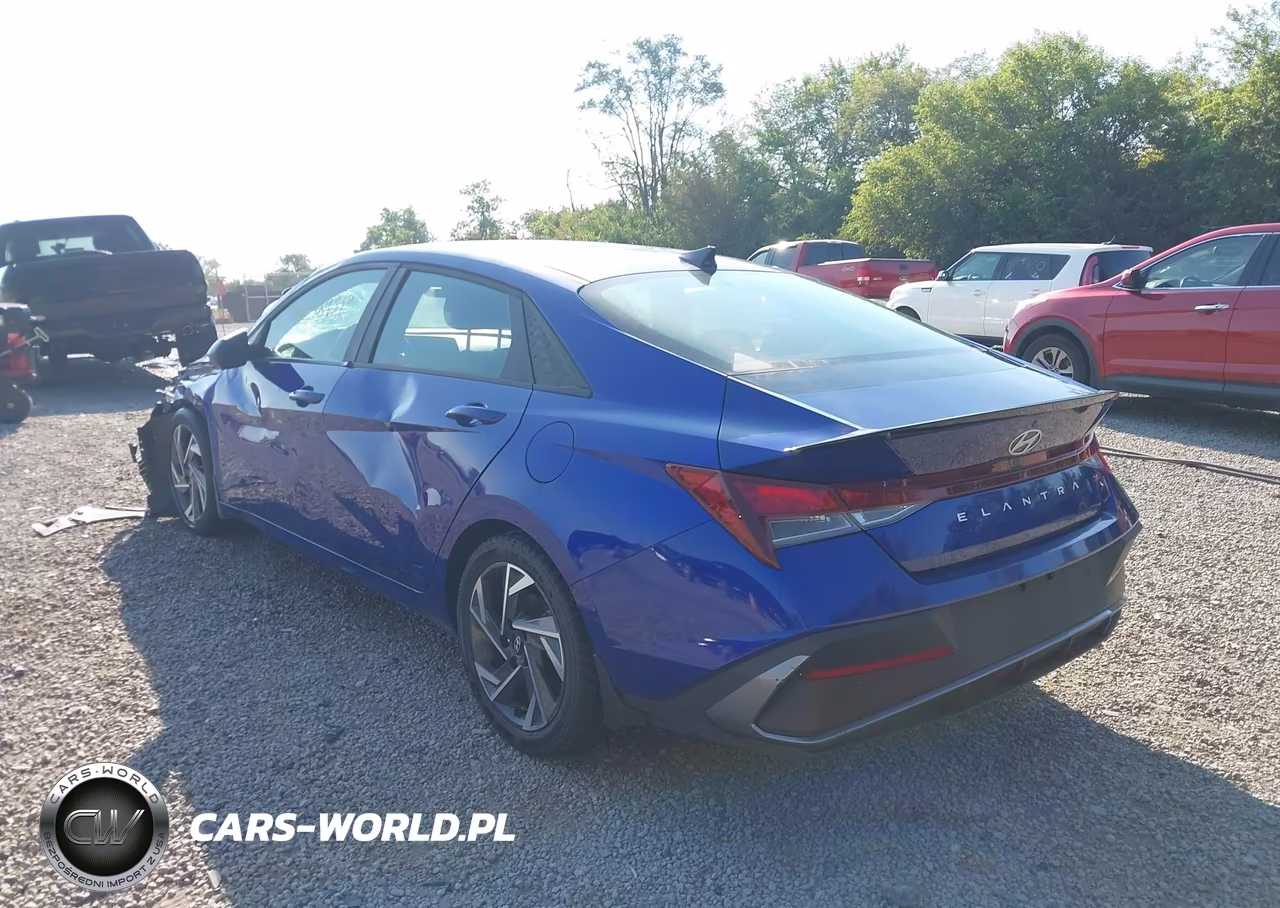 2025 Hyundai Elantra Sel Sport VIN:KMHLM4DG5SU865926 - 3