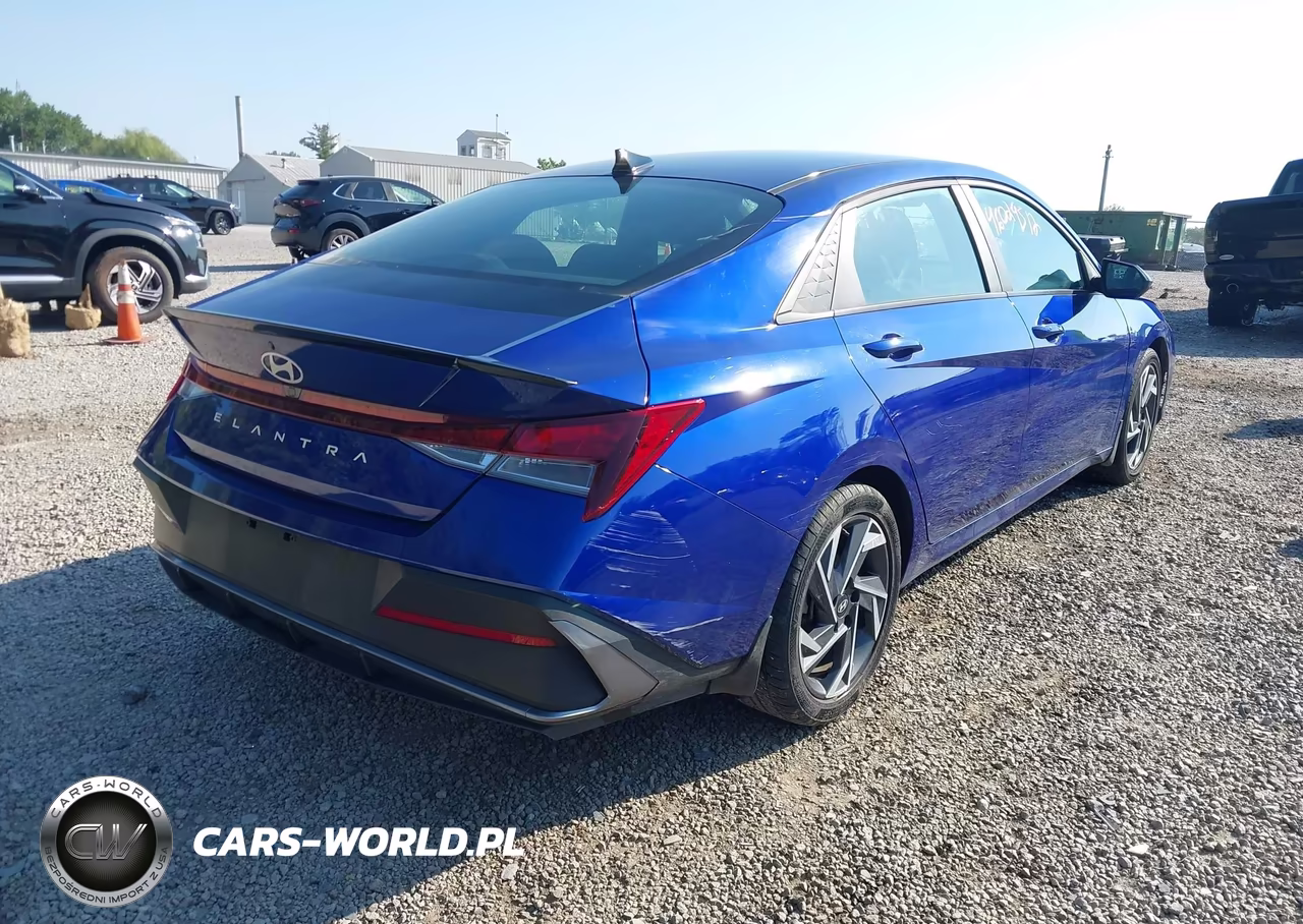 2025 Hyundai Elantra Sel Sport VIN:KMHLM4DG5SU865926 - 4