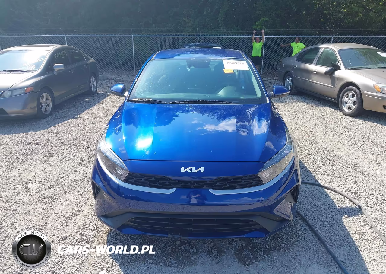 2024 Kia Forte Lxs VIN:3KPF24AD9RE736811 - 13