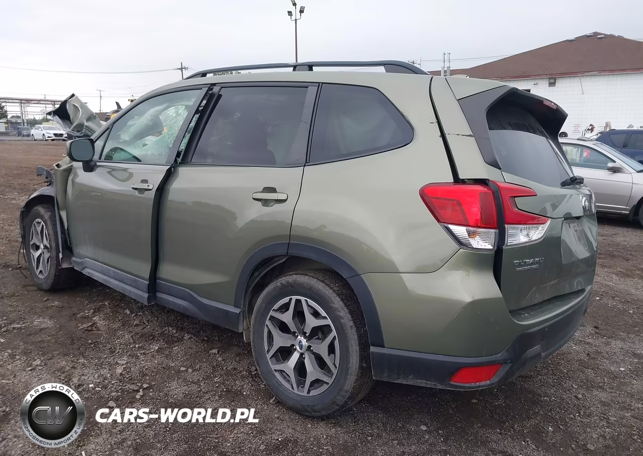 2019 Subaru Forester Premium VIN:JF2SKAEC9KH441014 - 3