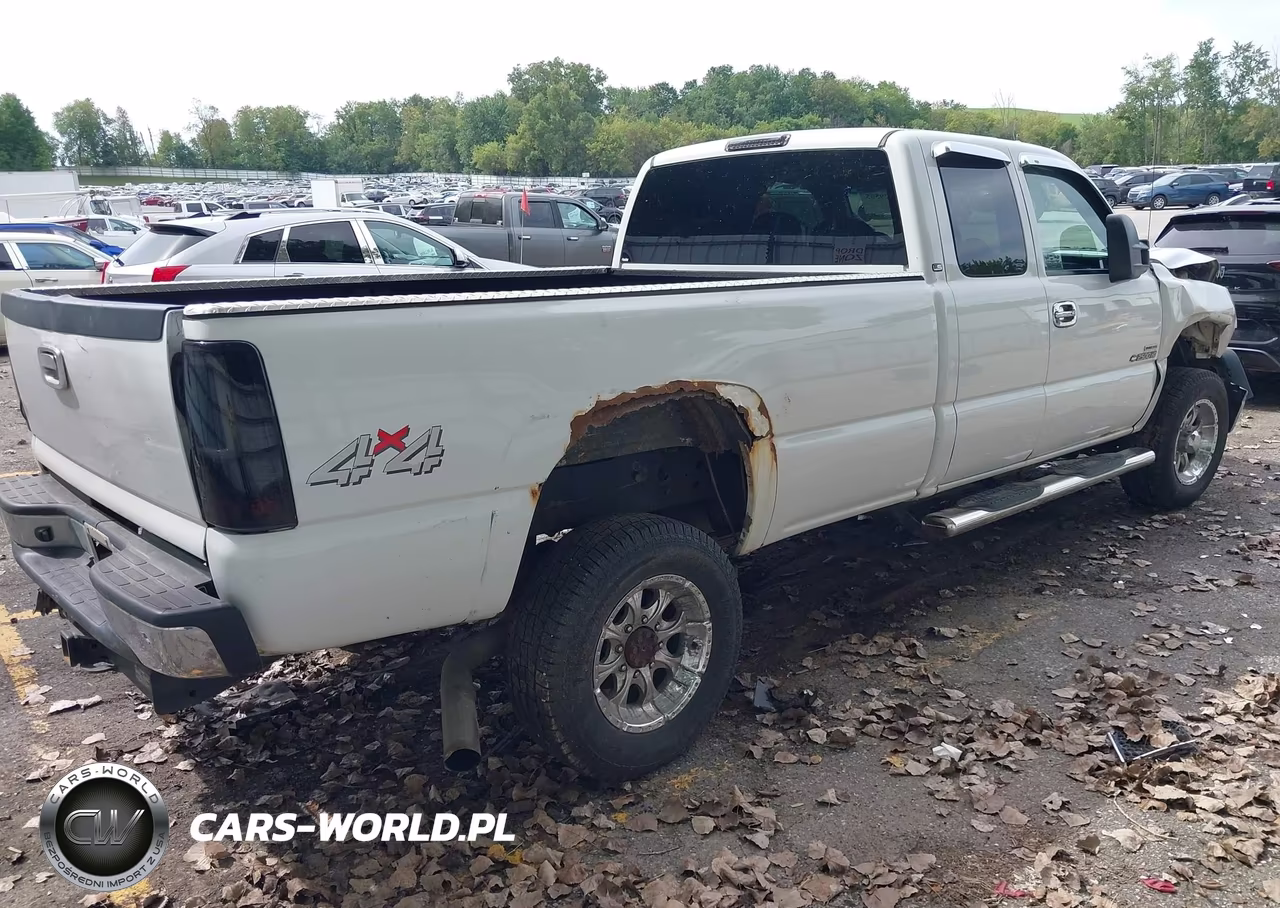 2002 Chevrolet Silverado 2500Hd Ls VIN:1GCHK291X2E154385 - 4