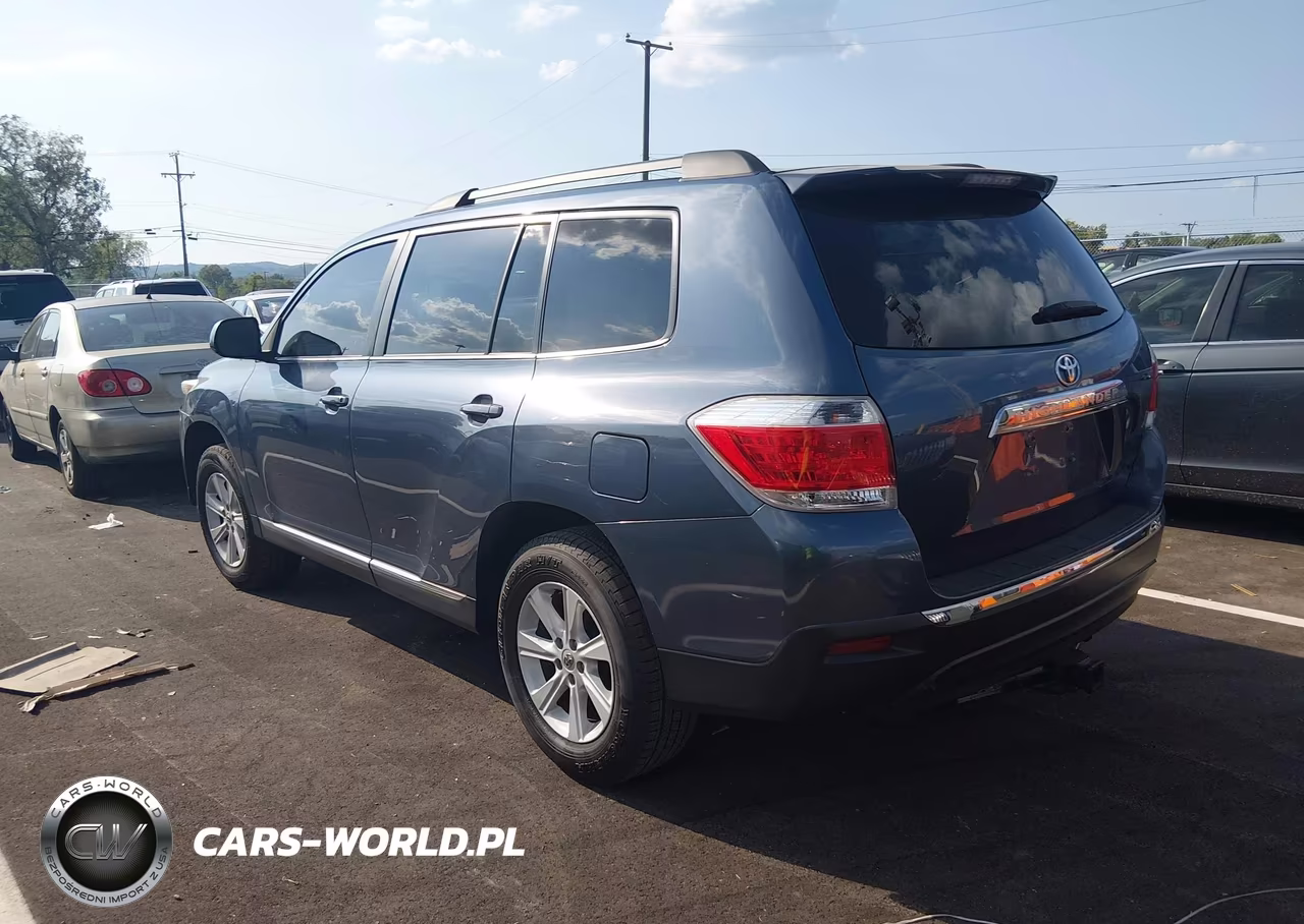 2013 Toyota Highlander VIN:5TDZA3EH5DS038377 - 3