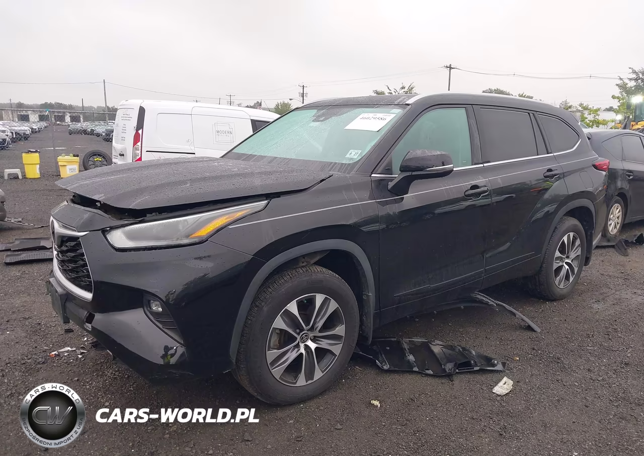 2022 Toyota Highlander Xle VIN:5TDHZRBH7NS586779 - 2