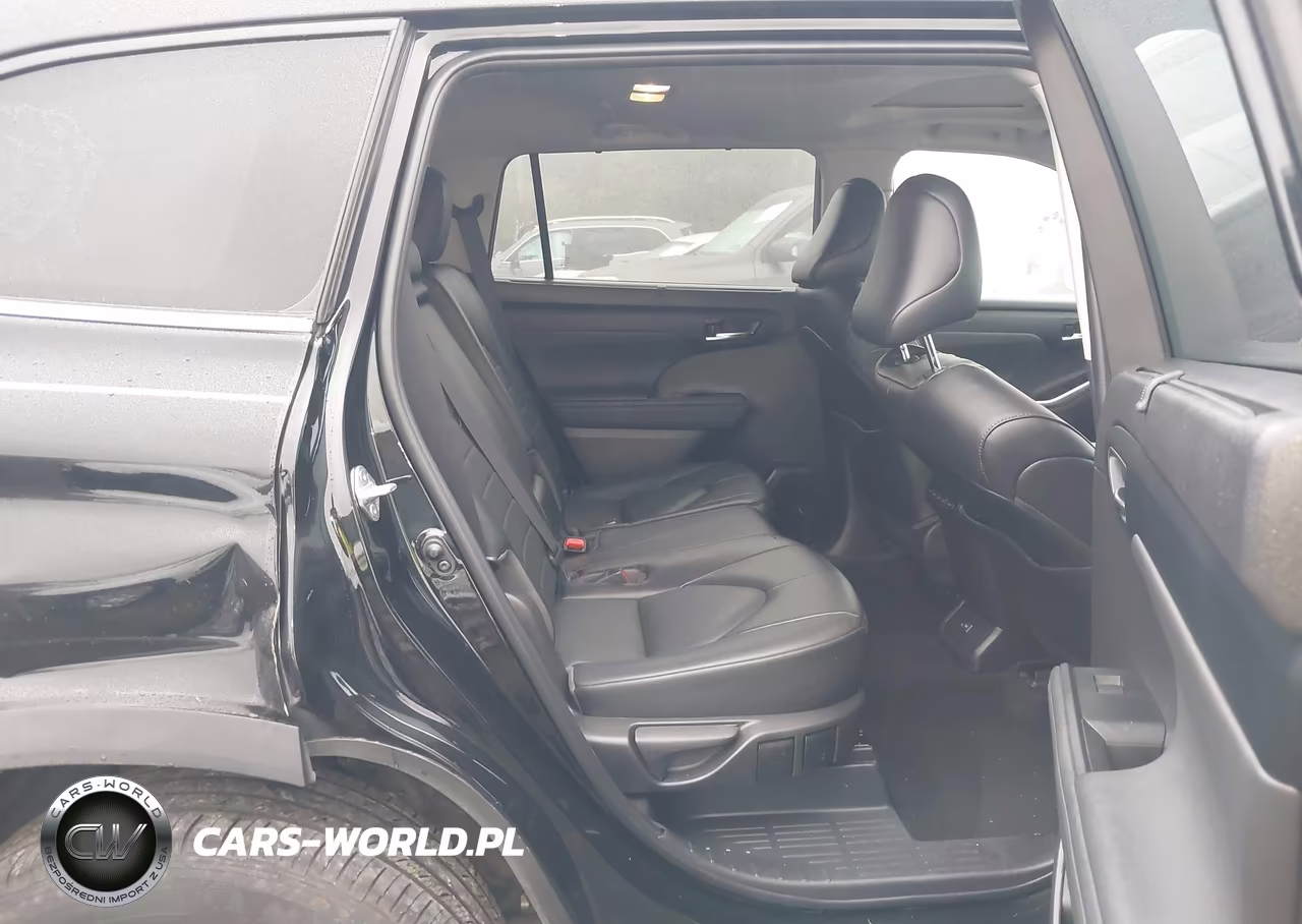 2022 Toyota Highlander Xle VIN:5TDHZRBH7NS586779 - 8