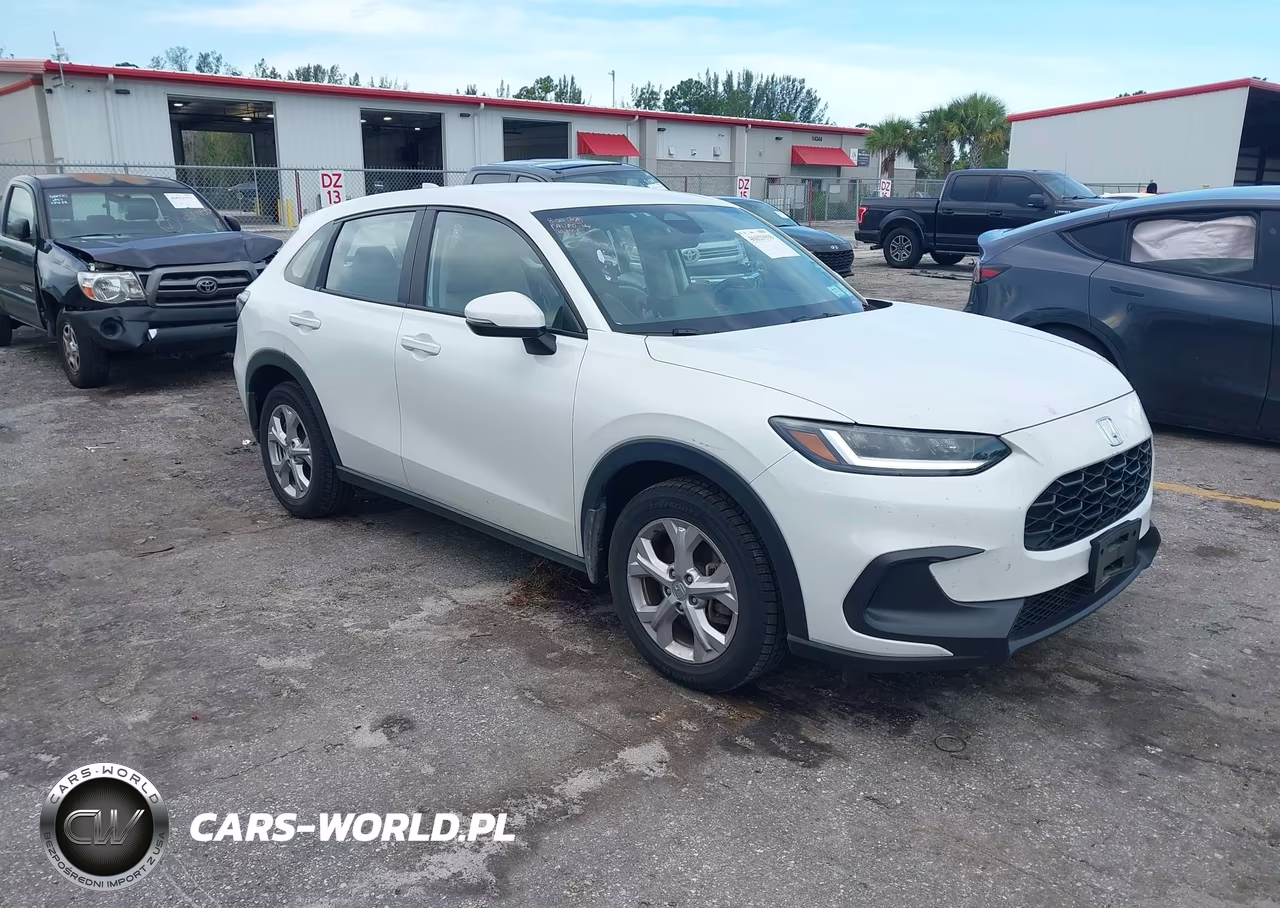 2023 Honda Hr-V Awd Lx VIN:3CZRZ2H3XPM727008 - 1