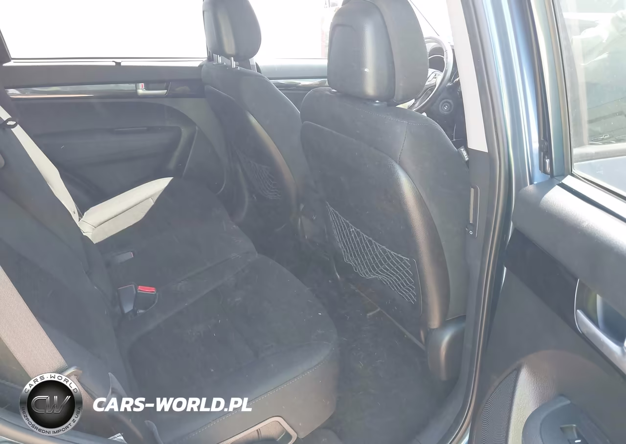 2015 Kia Sorento Lx VIN:5XYKT3A60FG605806 - 8