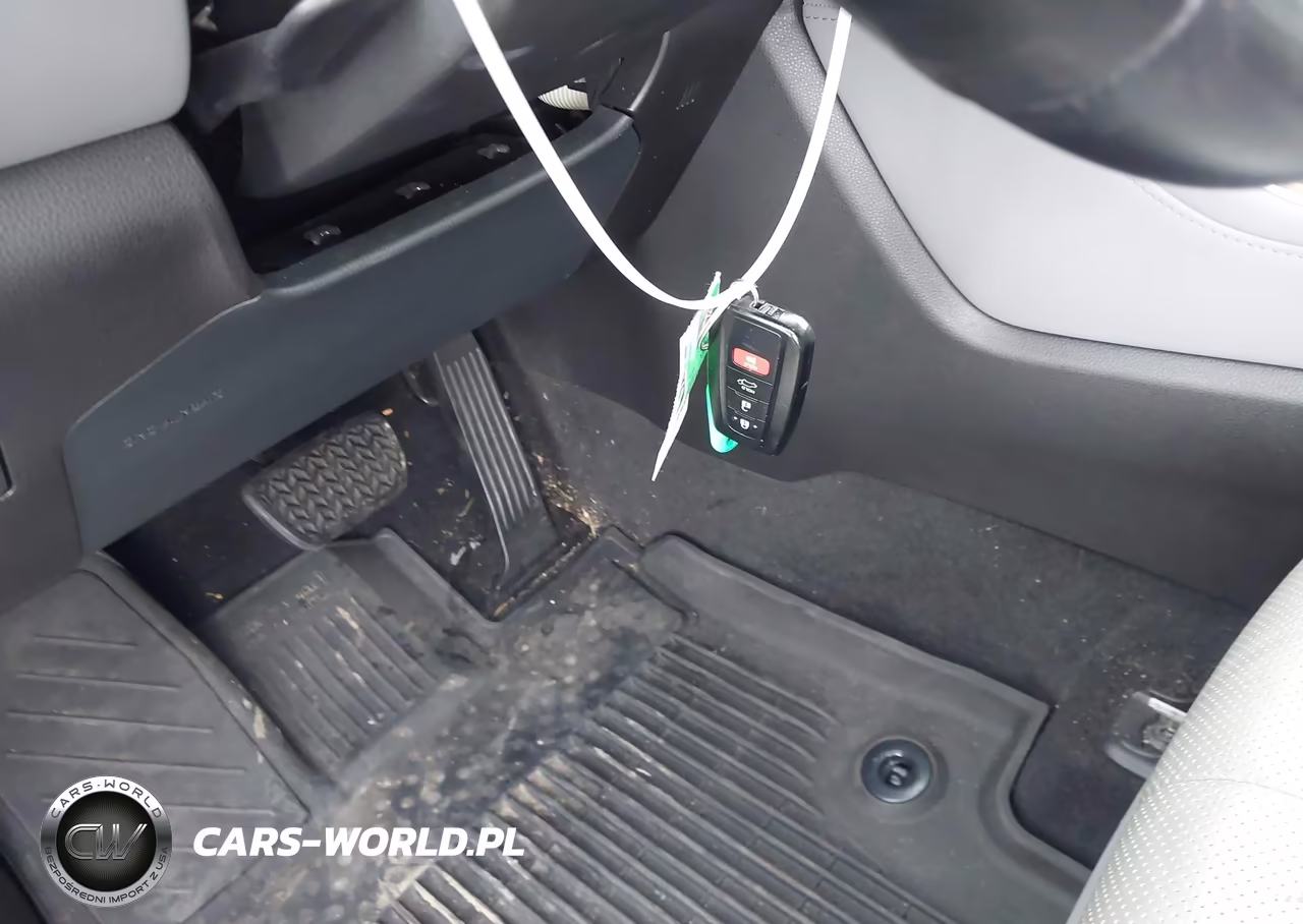 2021 Toyota Highlander Hybrid Platinum VIN:5TDEBRCH8MS048189 - 11