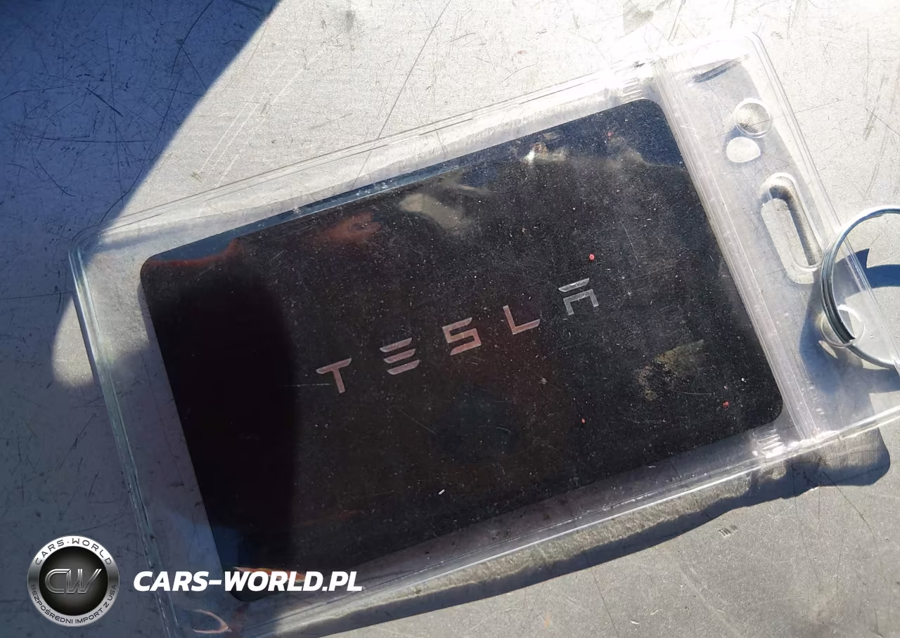 2021 Tesla Model Y Performance Dual Motor All-Wheel Drive VIN:5YJYGDEF7MF252709 - 11