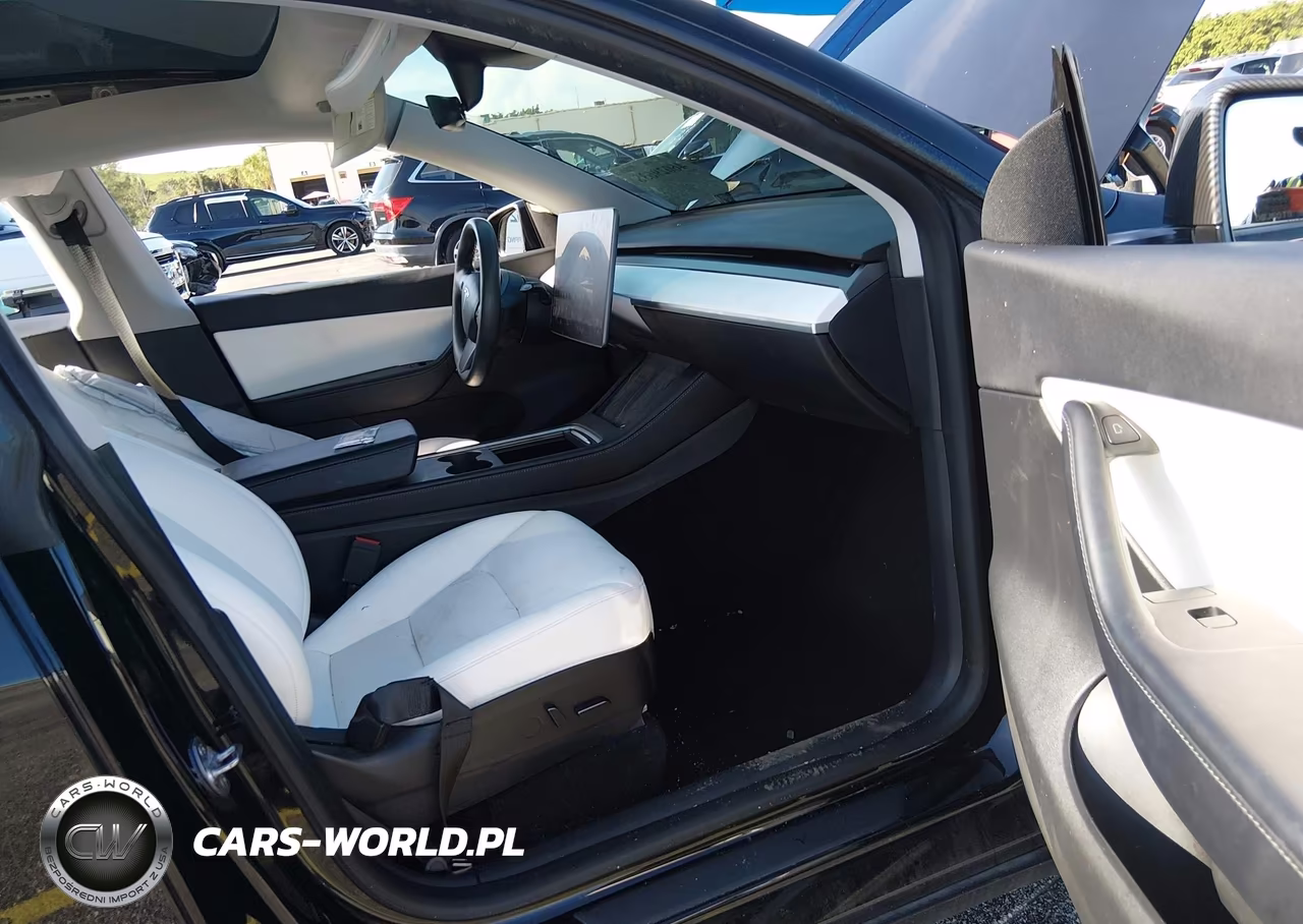 2021 Tesla Model Y Performance Dual Motor All-Wheel Drive VIN:5YJYGDEF7MF252709 - 5