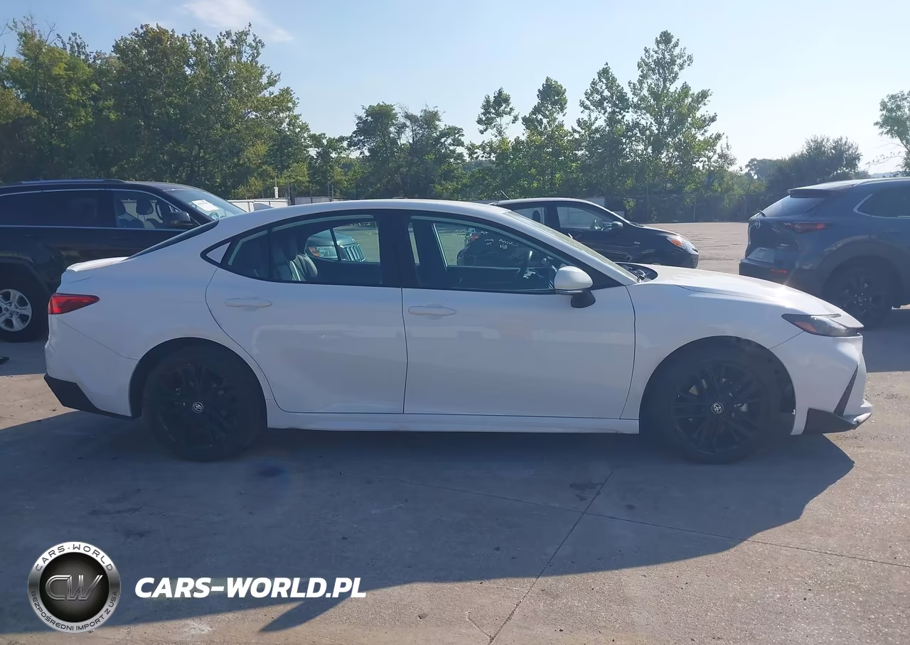 2026 Toyota Camry Se VIN:4T1DAACK5TU265409 - 10