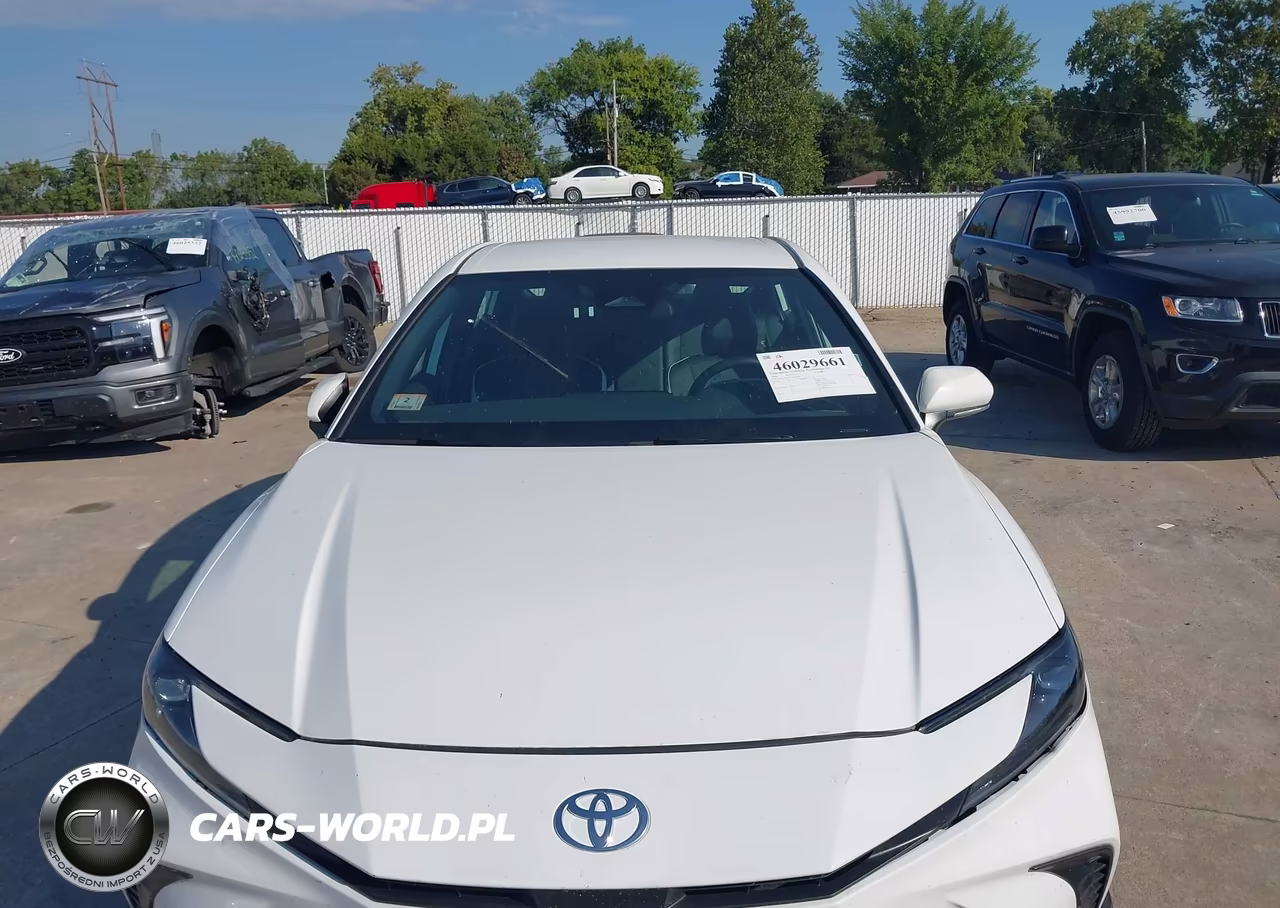 2026 Toyota Camry Se VIN:4T1DAACK5TU265409 - 3