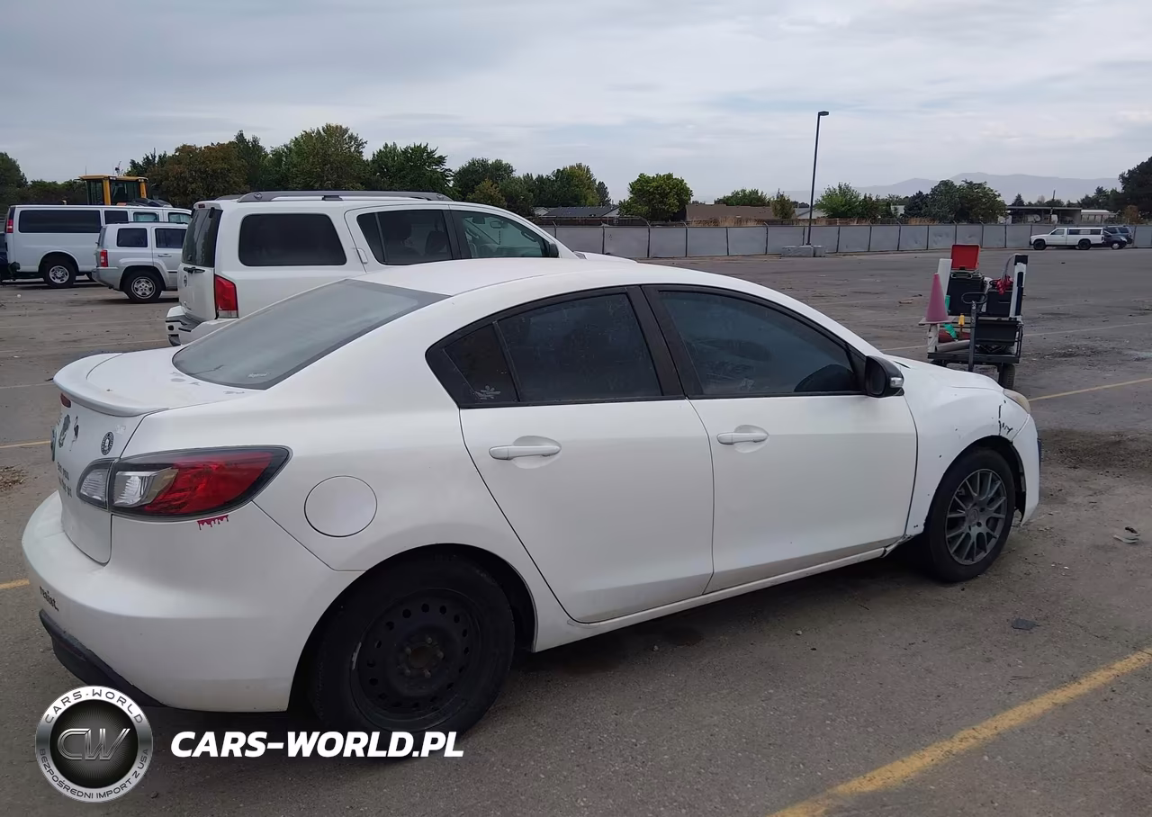 2010 Mazda Mazda3 I Touring VIN:JM1BL1SFXA1318517 - 4