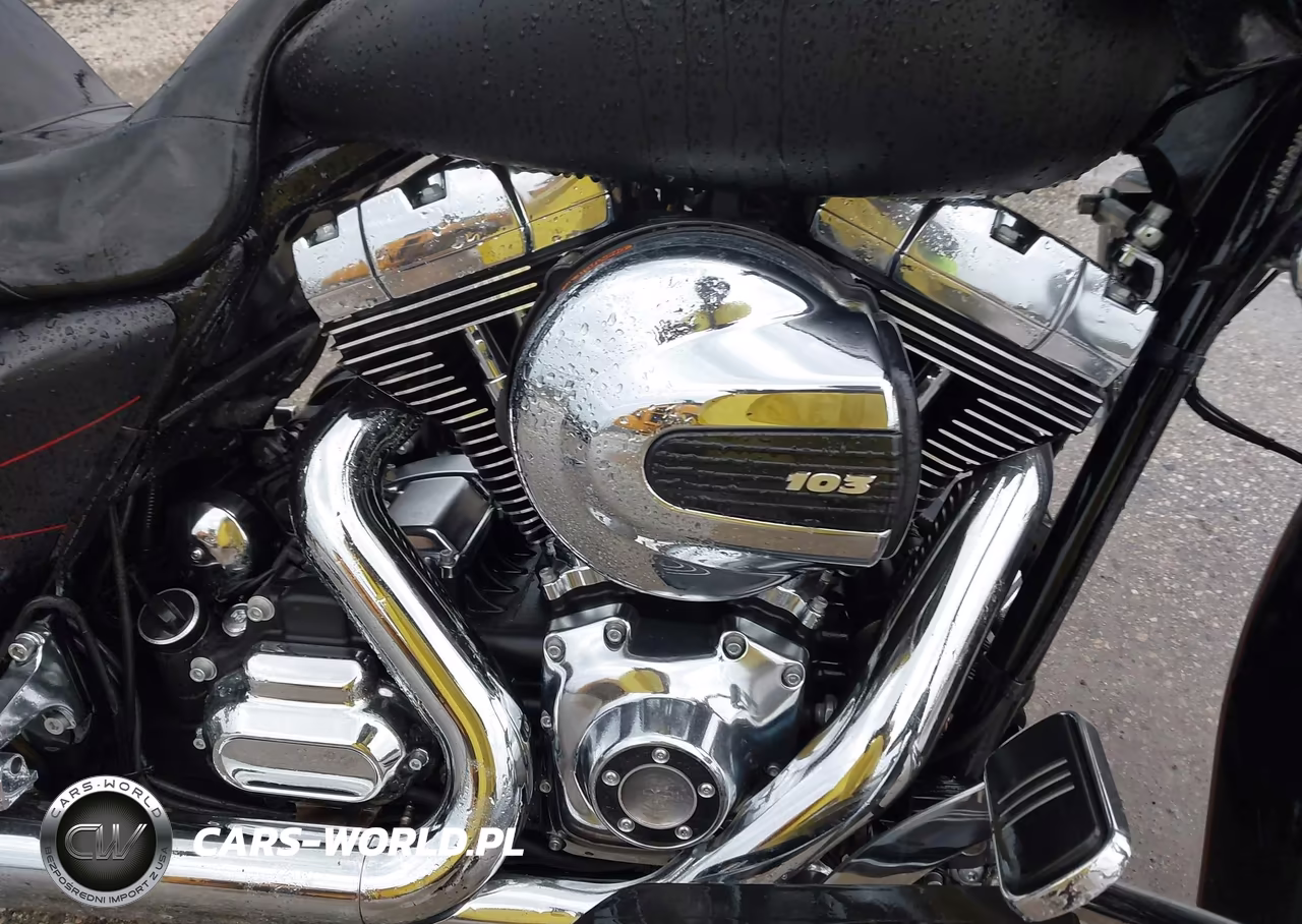 2015 Harley-Davidson Fltrxs Road Glide Special VIN:1HD1KTM10FB702494 - 8