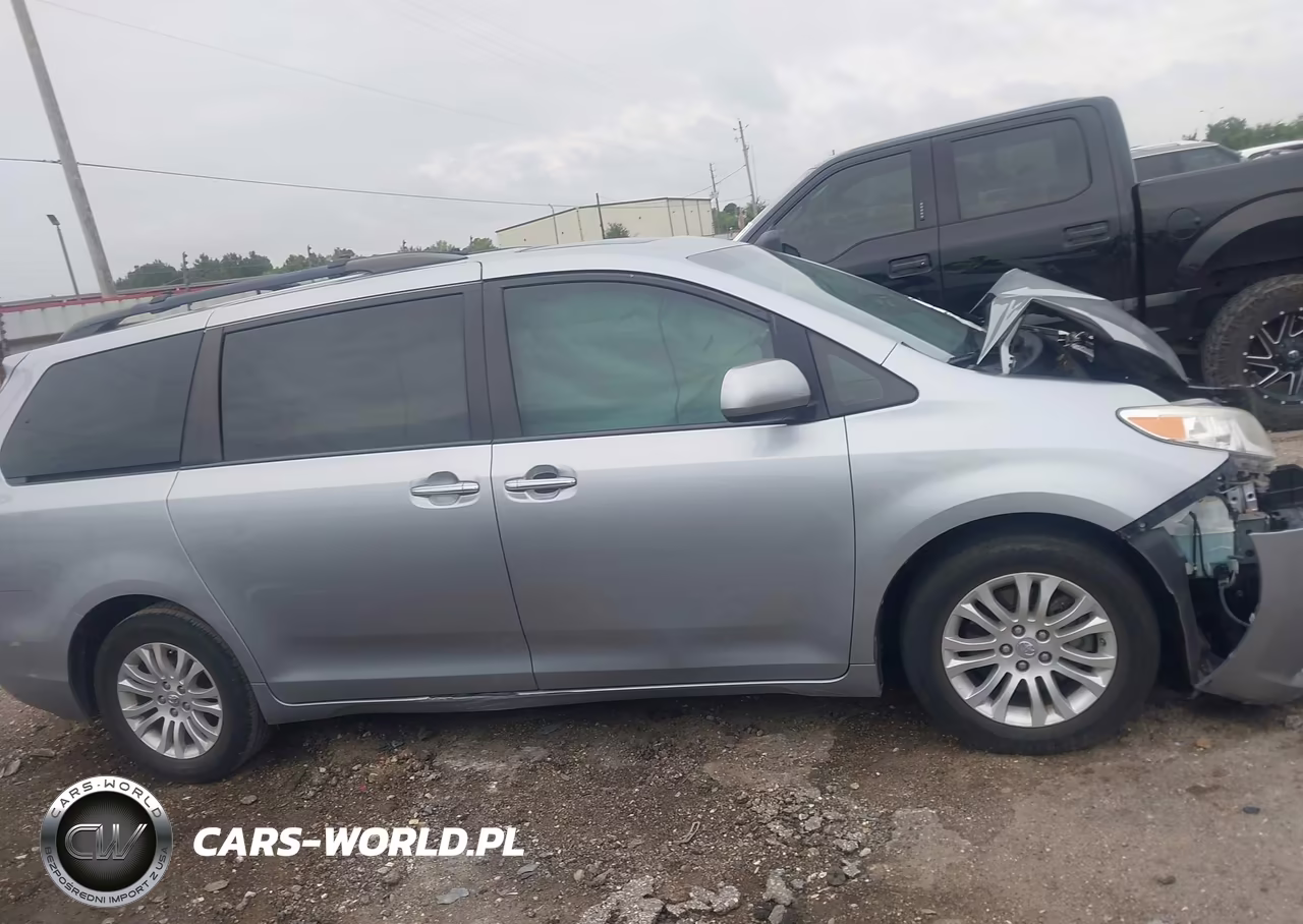 2017 Toyota Sienna Xle 8 Passenger VIN:5TDYZ3DC6HS844227 - 13