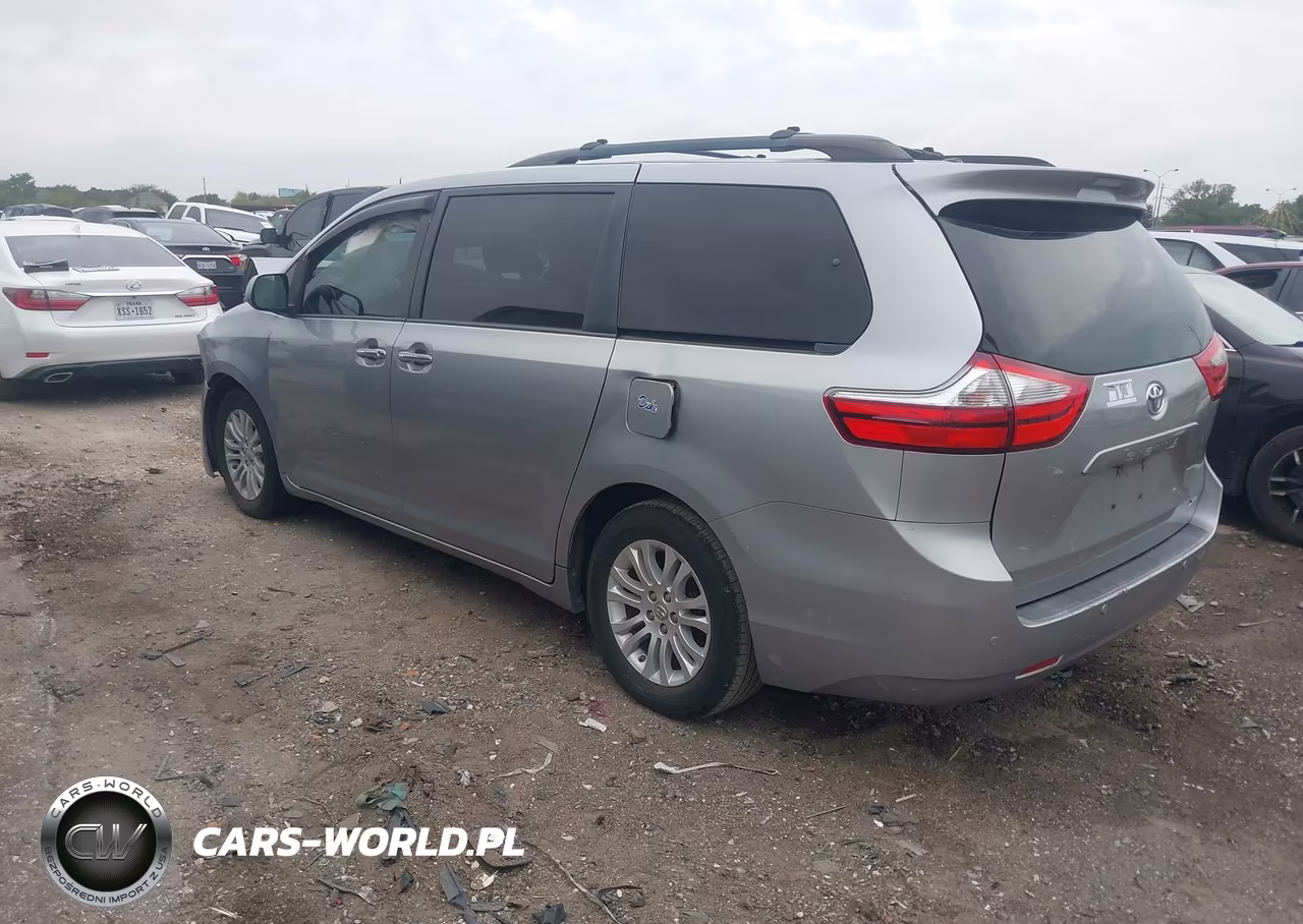 2017 Toyota Sienna Xle 8 Passenger VIN:5TDYZ3DC6HS844227 - 3