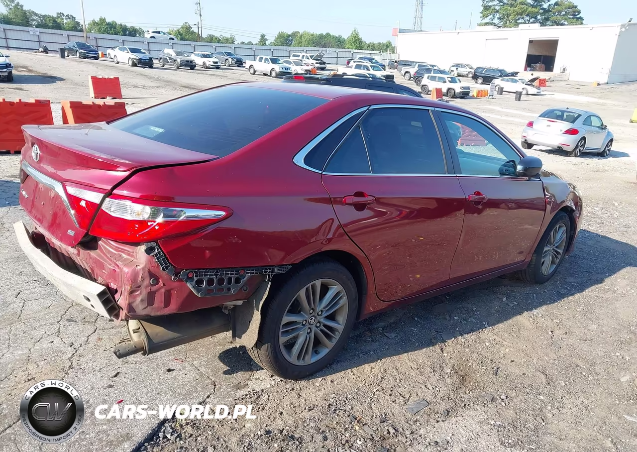 2017 Toyota Camry Se VIN:4T1BF1FK5HU673288 - 4