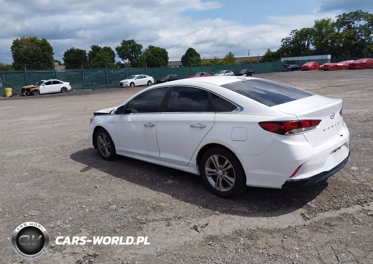 2018 Hyundai Sonata Sel VIN:5NPE34AF3JH603813 - 3