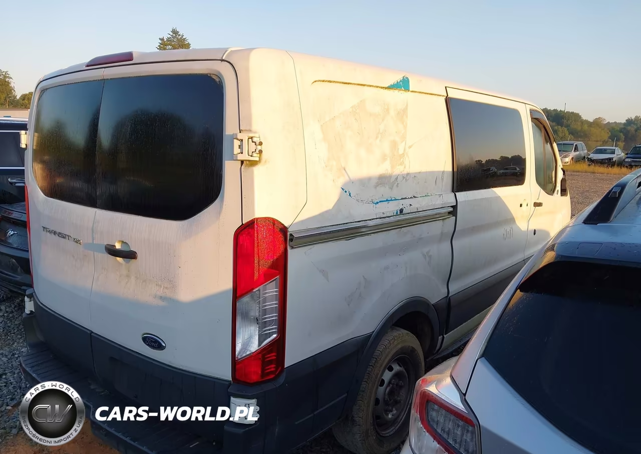 2015 Ford Transit-150 VIN:1FTNE1YMXFKA84815 - 4