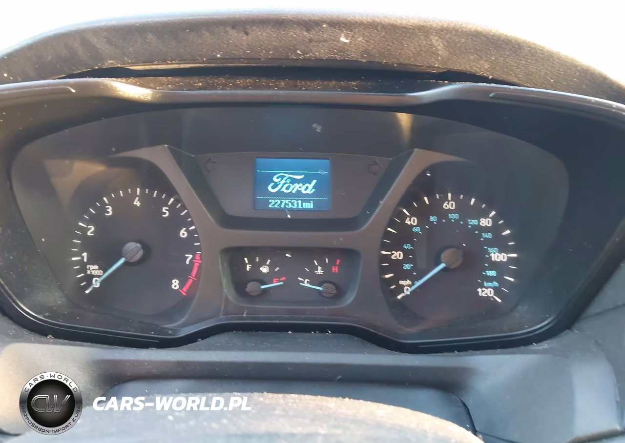 2015 Ford Transit-150 VIN:1FTNE1YMXFKA84815 - 7