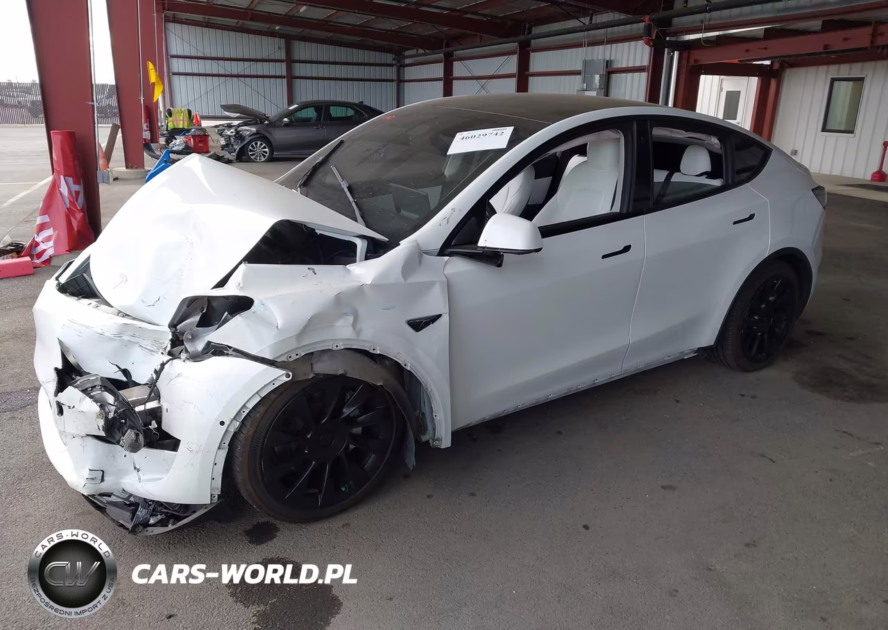 2022 Tesla Model Y Long Range Dual Motor All-Wheel Drive VIN:7SAYGDEE0NF487643 - 2