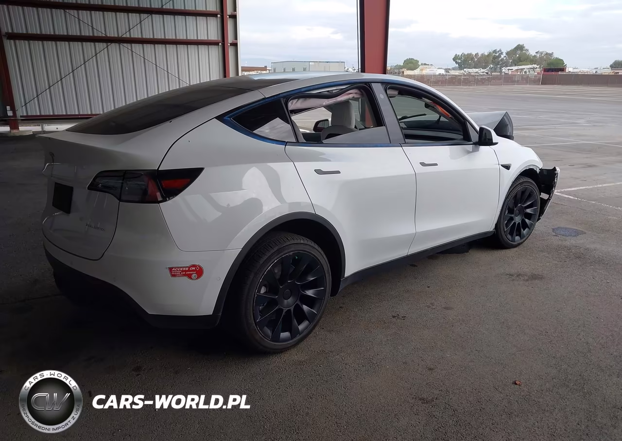 2022 Tesla Model Y Long Range Dual Motor All-Wheel Drive VIN:7SAYGDEE0NF487643 - 4