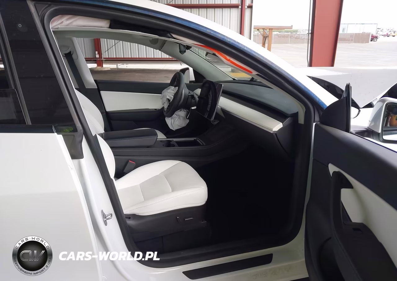 2022 Tesla Model Y Long Range Dual Motor All-Wheel Drive VIN:7SAYGDEE0NF487643 - 5