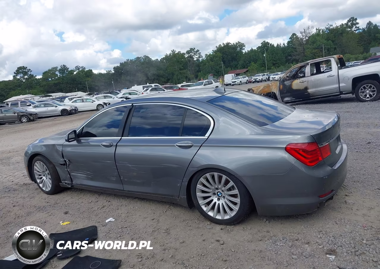 2012 BMW 750Li VIN:WBAKB8C54CDX20324 - 14
