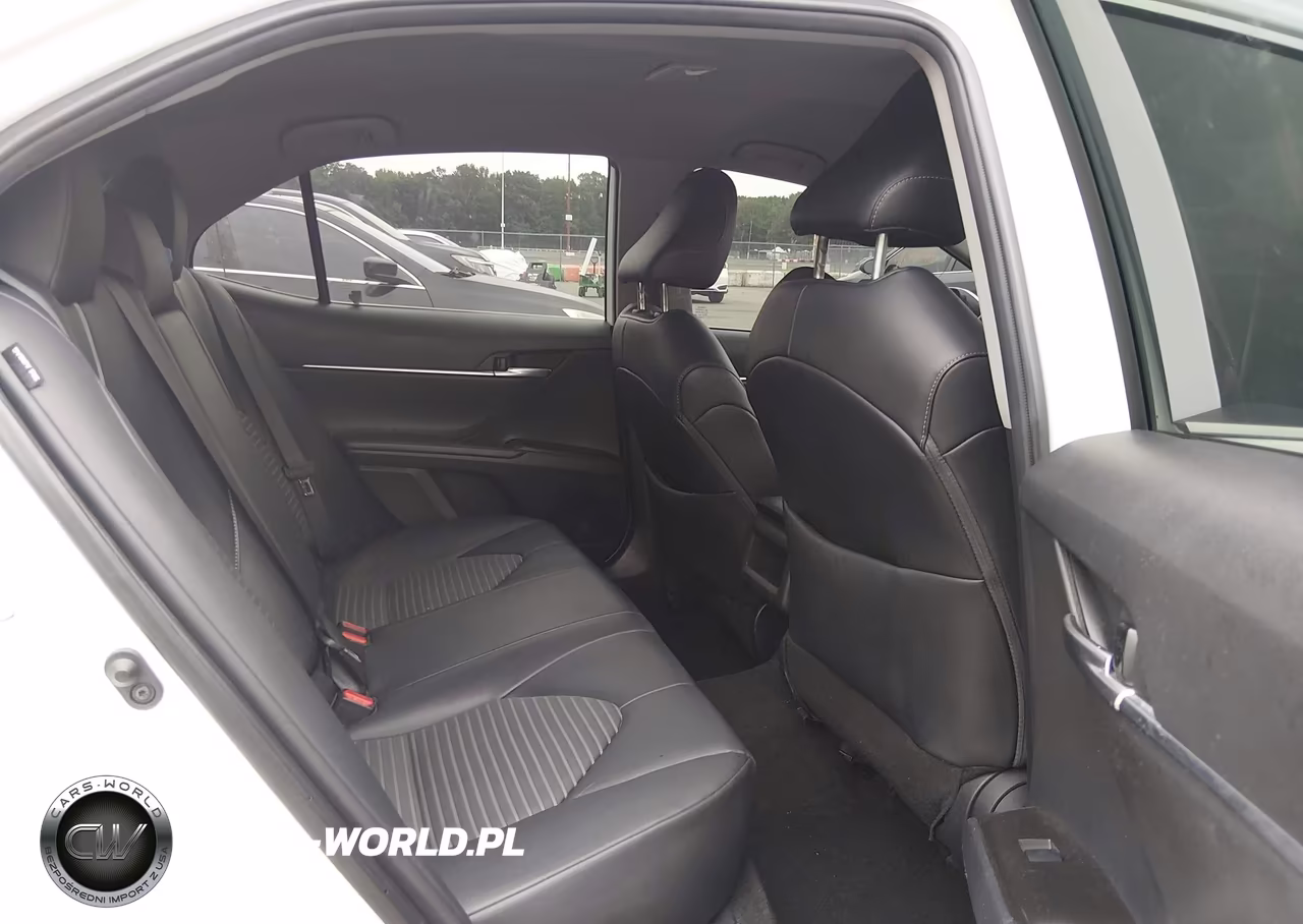 2024 Toyota Camry Se VIN:4T1G11AK3RU882896 - 8