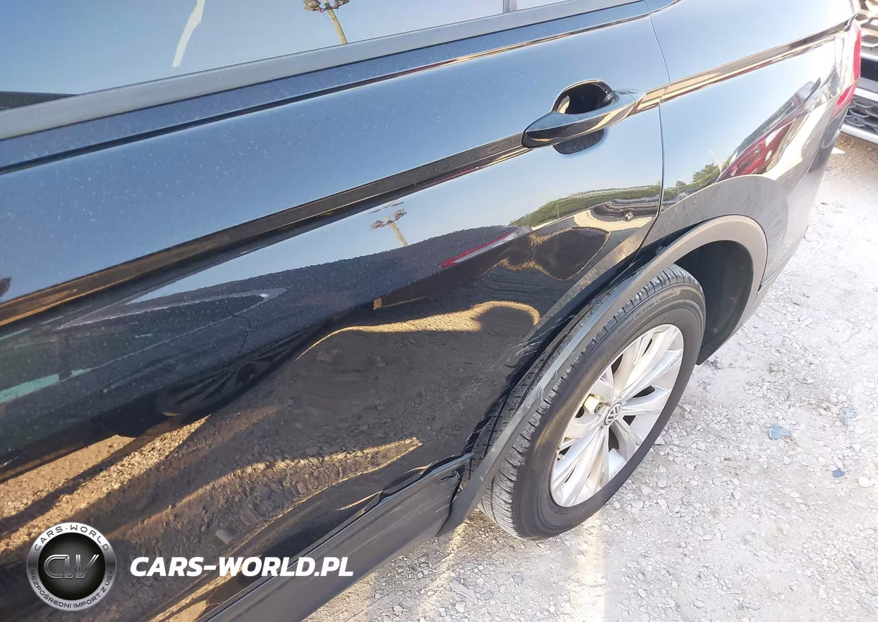 2018 Volkswagen Tiguan 2.0T S VIN:3VV1B7AX4JM112755 - 6