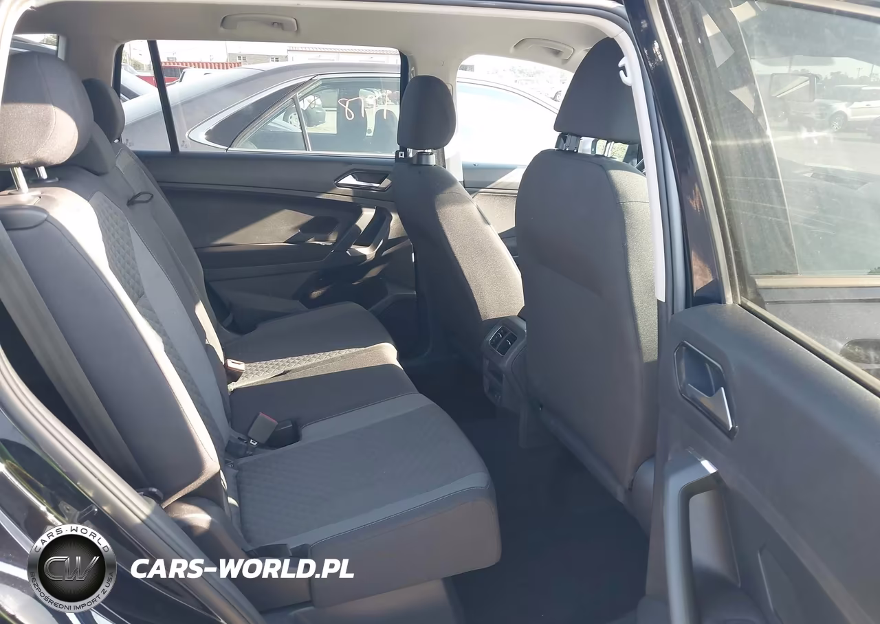 2018 Volkswagen Tiguan 2.0T S VIN:3VV1B7AX4JM112755 - 8