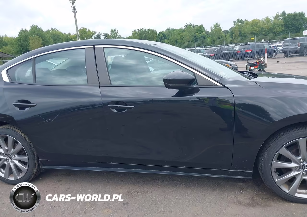 2022 Mazda Mazda3 Preferred VIN:3MZBPACL7NM309899 - 13