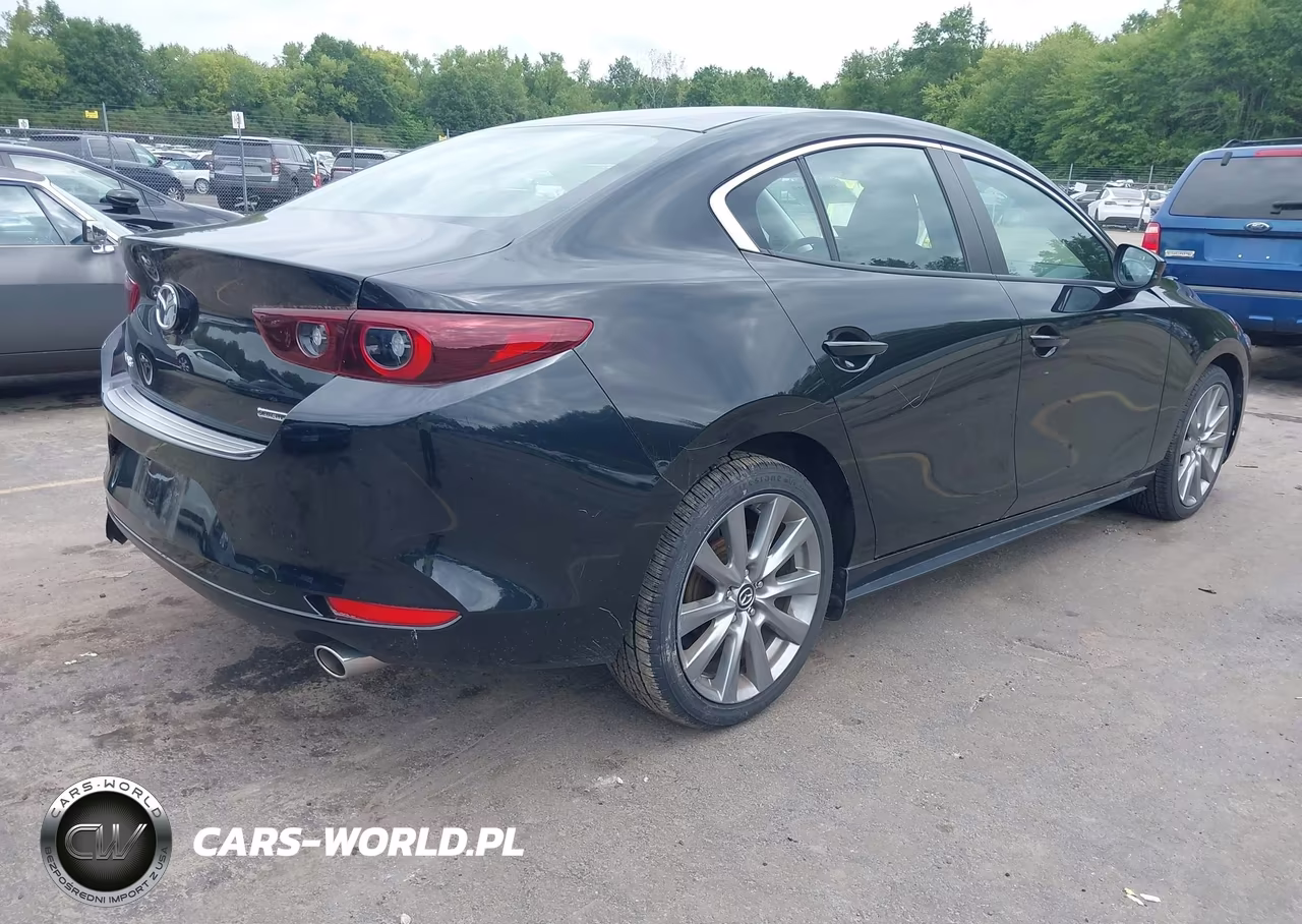 2022 Mazda Mazda3 Preferred VIN:3MZBPACL7NM309899 - 4
