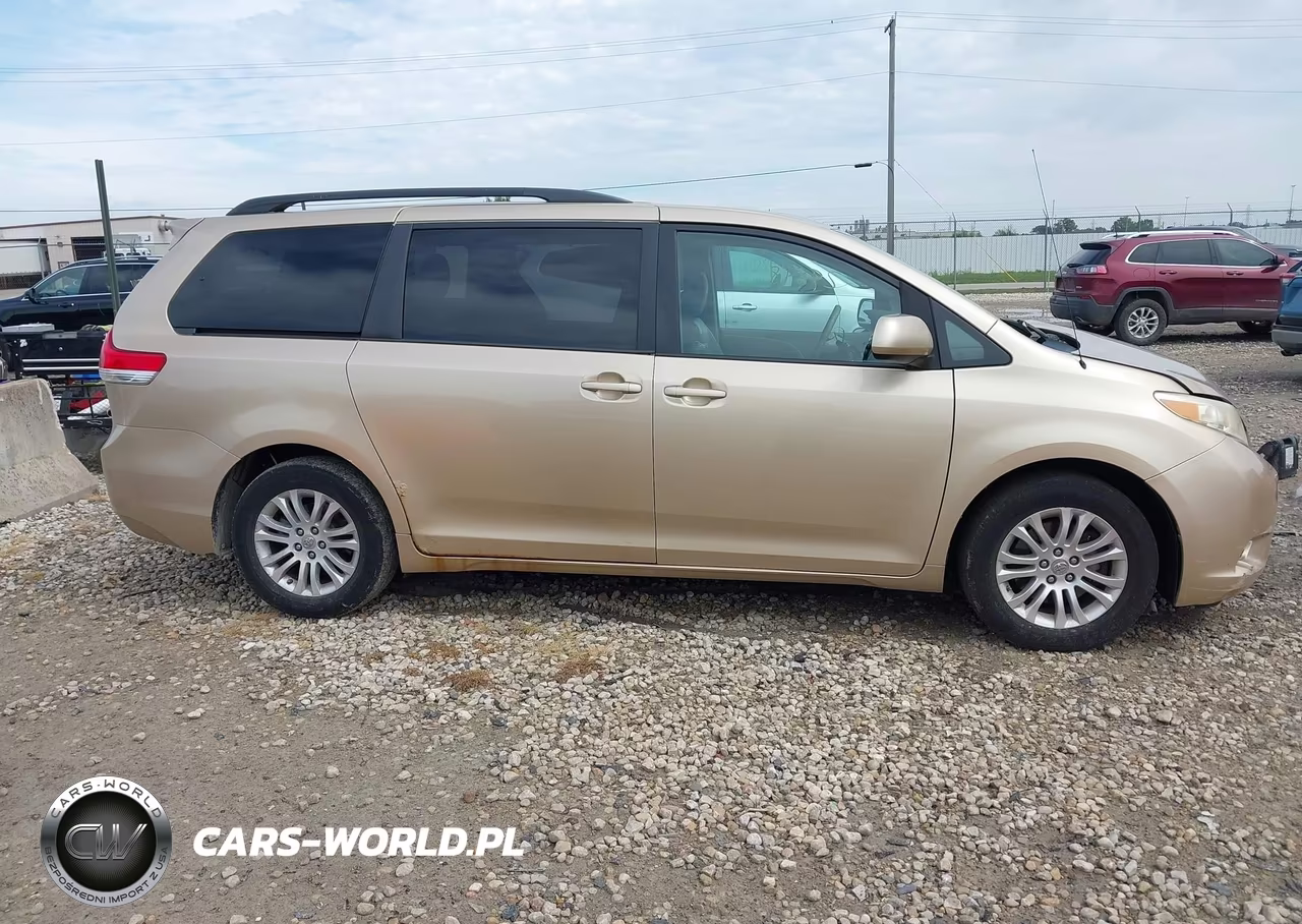 2011 Toyota Sienna Xle V6 VIN:5TDYK3DC0BS005198 - 13