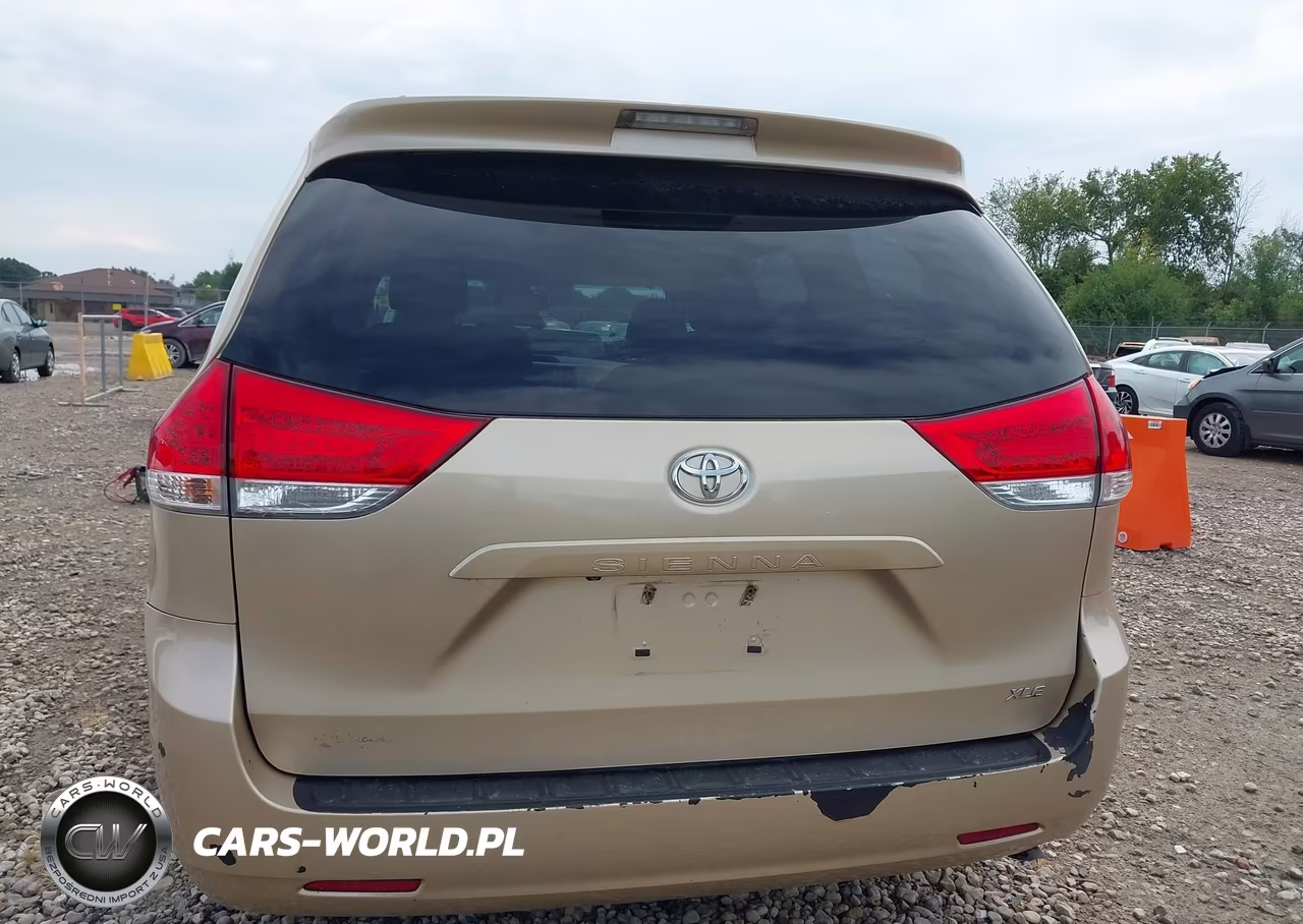 2011 Toyota Sienna Xle V6 VIN:5TDYK3DC0BS005198 - 16