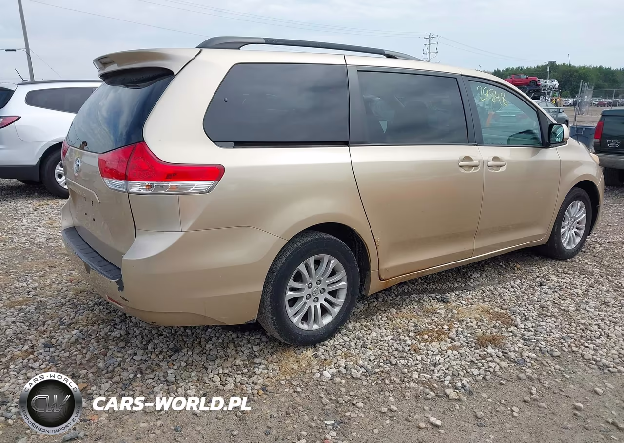 2011 Toyota Sienna Xle V6 VIN:5TDYK3DC0BS005198 - 4