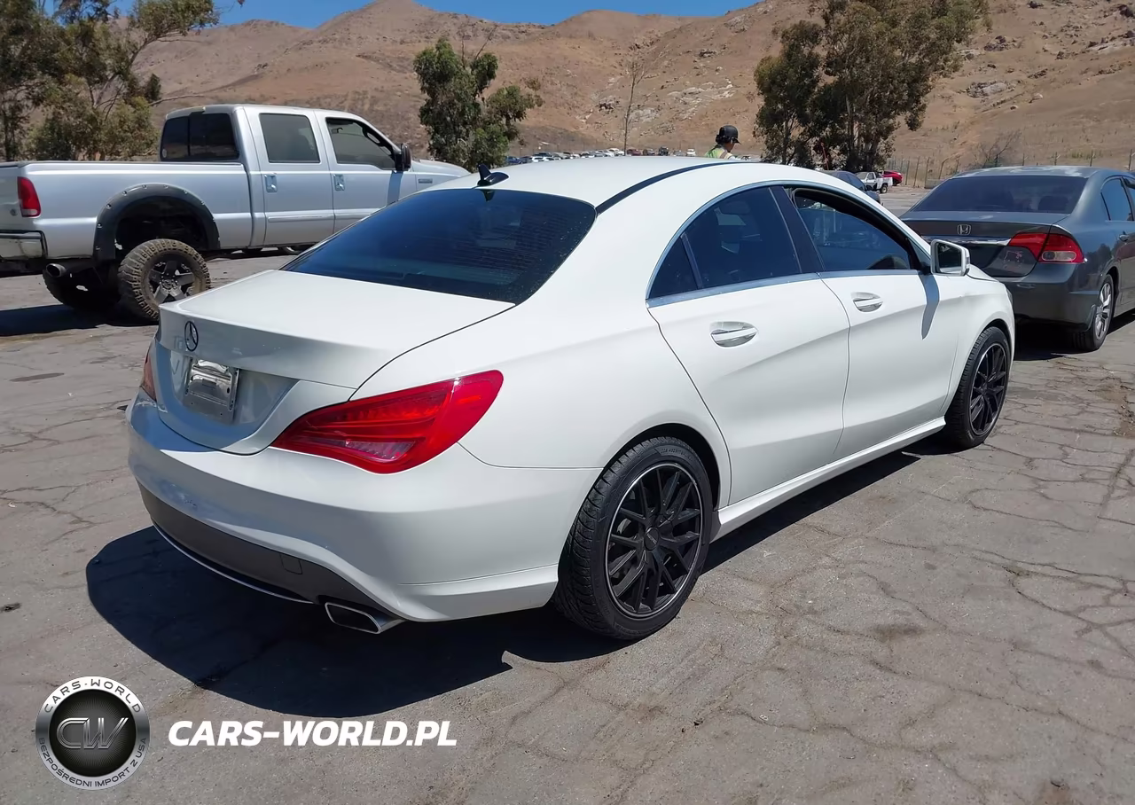 2015 Mercedes-Benz Cla 250 VIN:WDDSJ4EB8FN208412 - 4
