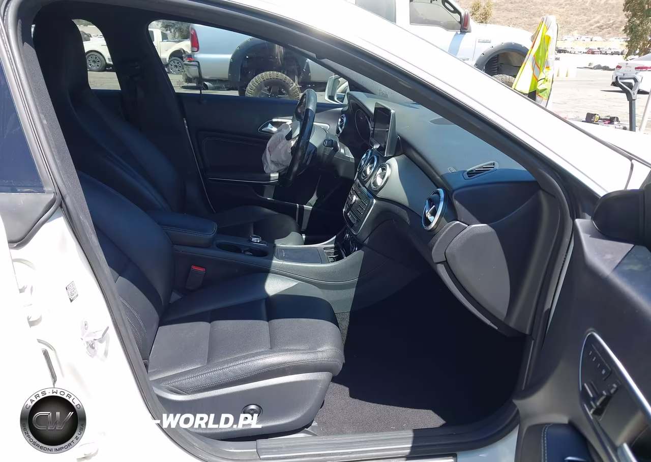 2015 Mercedes-Benz Cla 250 VIN:WDDSJ4EB8FN208412 - 5